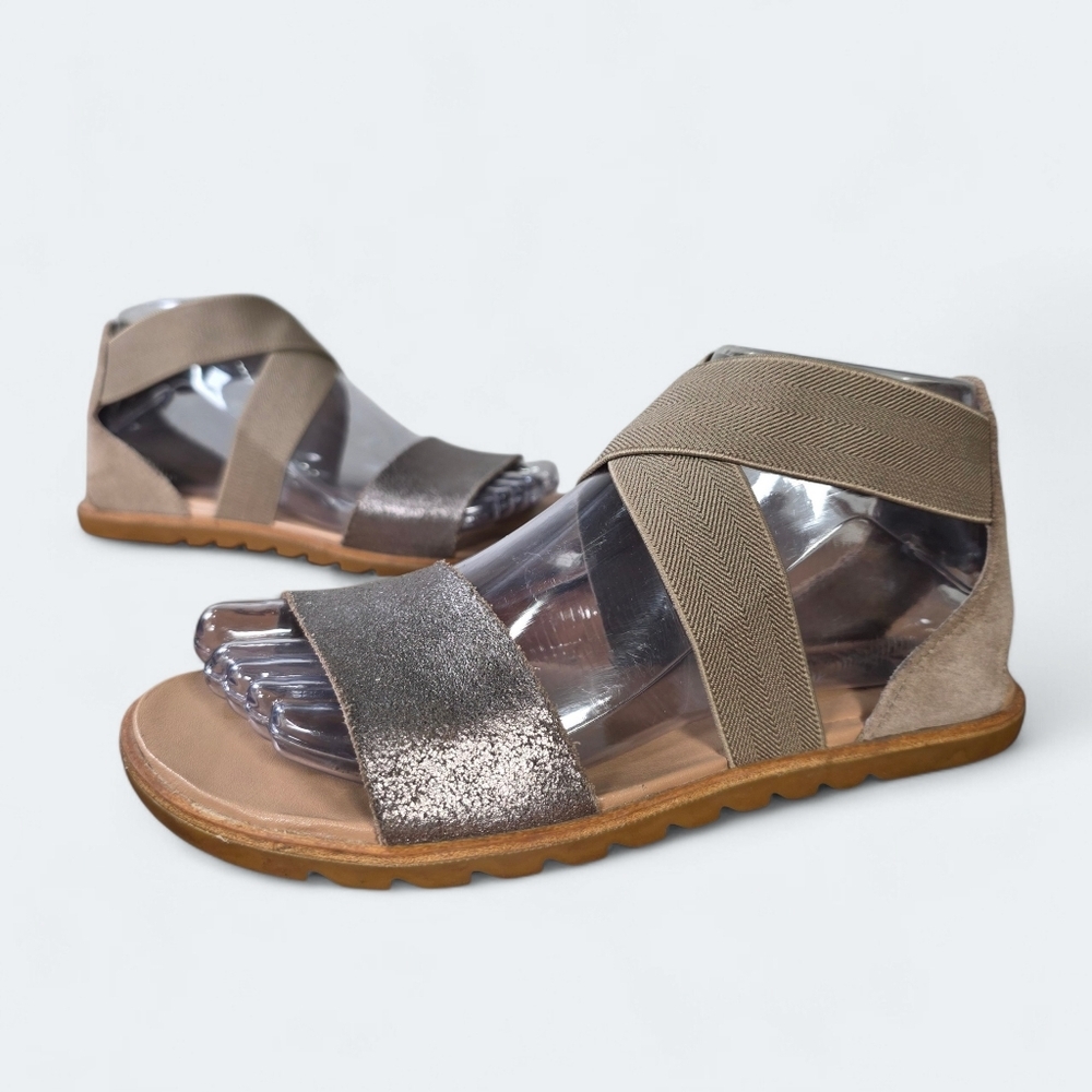SOREL Ella II Flat Sandals - Ash Brown / Metallic Tan - Women’s Size 6.5